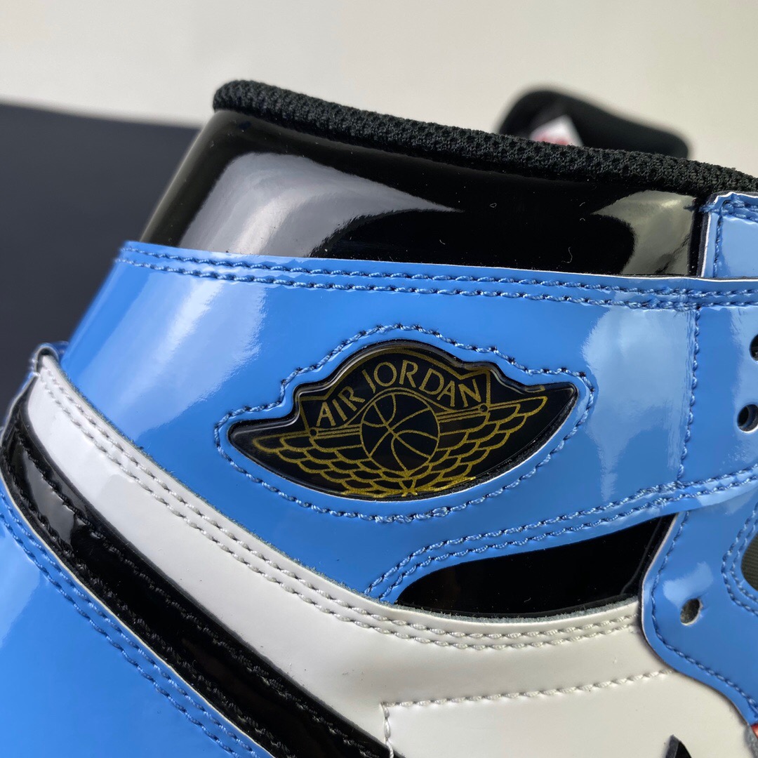 Air Jordan 1 “Fearless” CK5666-100