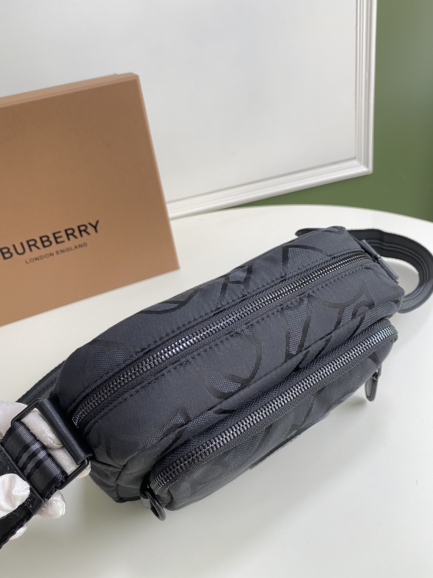 B*urberry Bag Top Quality 23*15*7cm