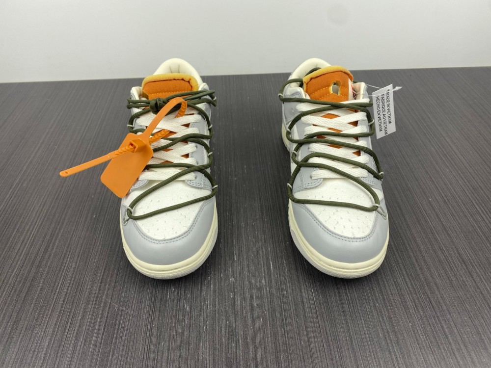 from O*ff-W*hite x Nike Dunk Low