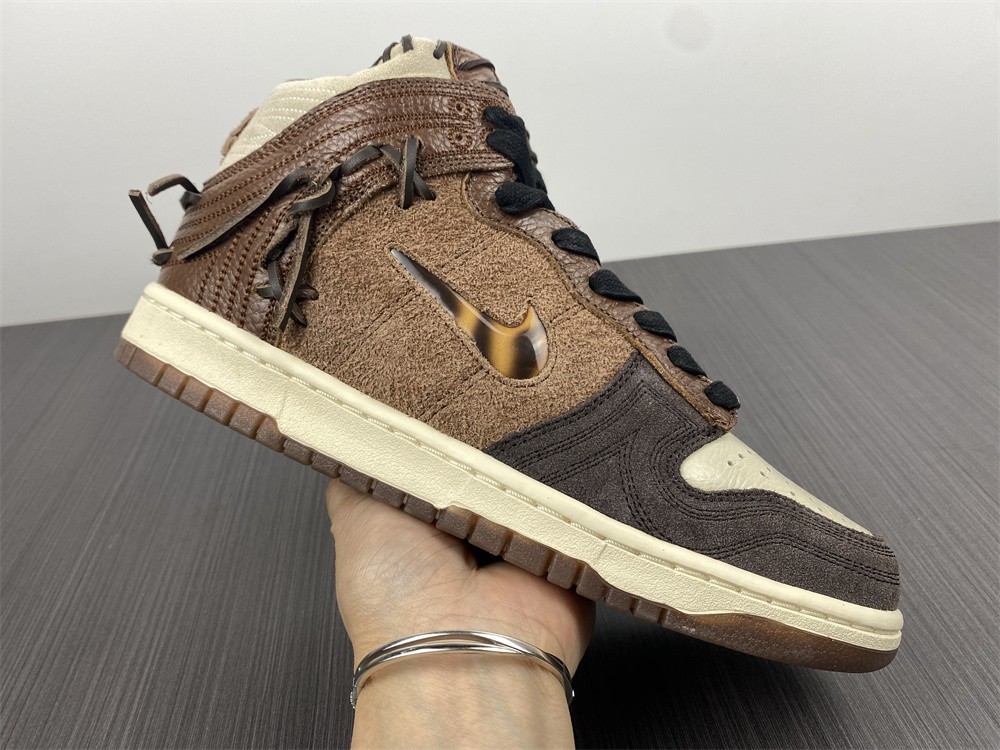 from Nike Dunk SB High Bodega Legend Fauna Brown CZ8125-200