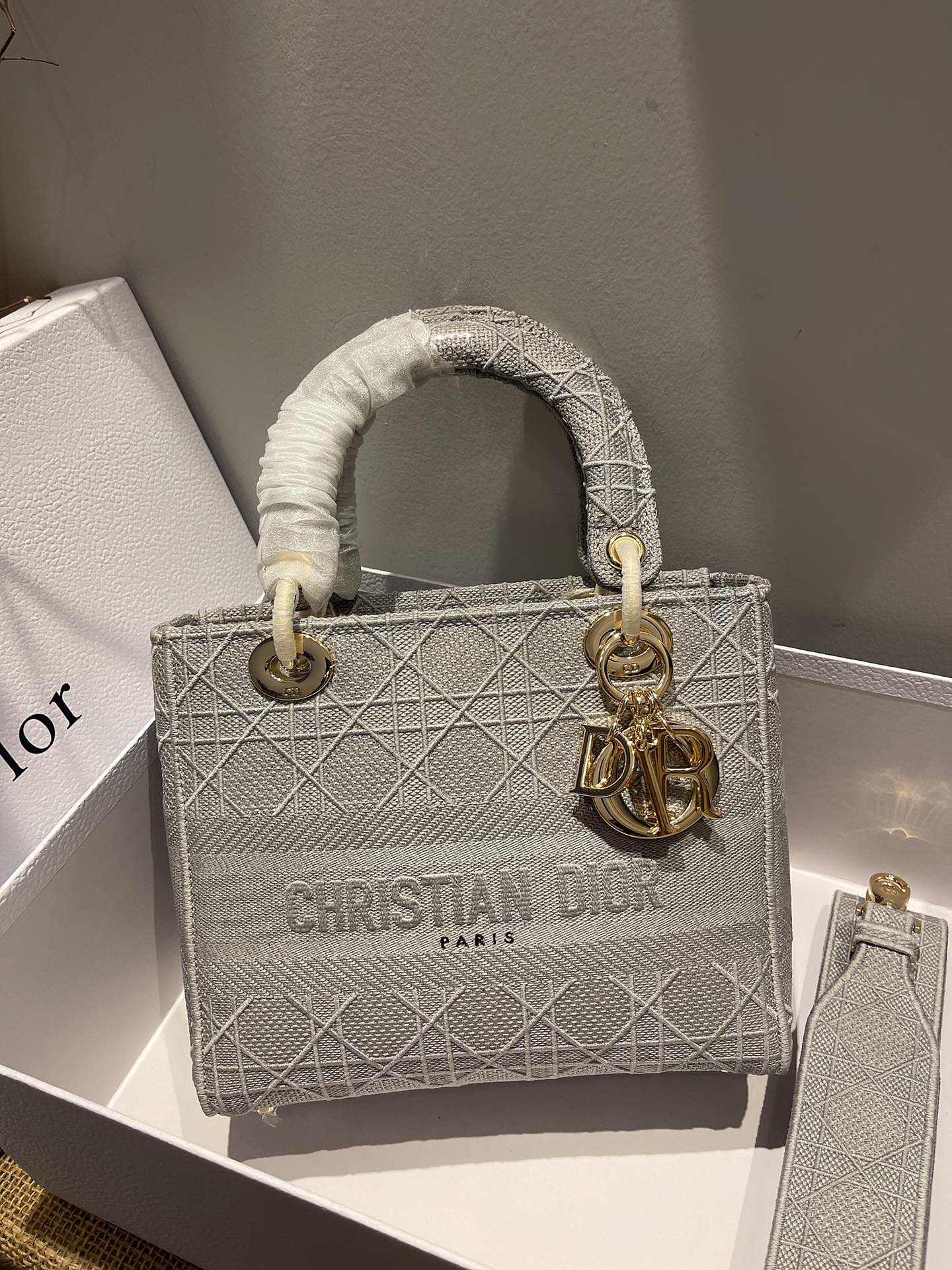 D*ior Top Bag 24*20*11cm