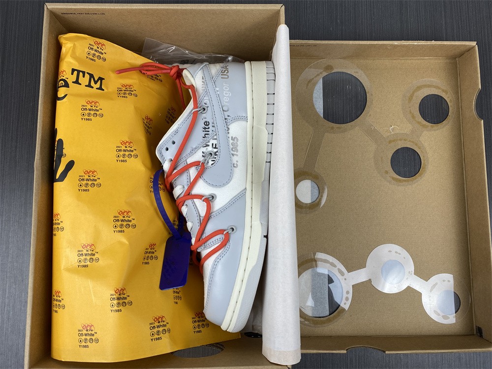 from O*ff-W*hite x Nike Dunk Low