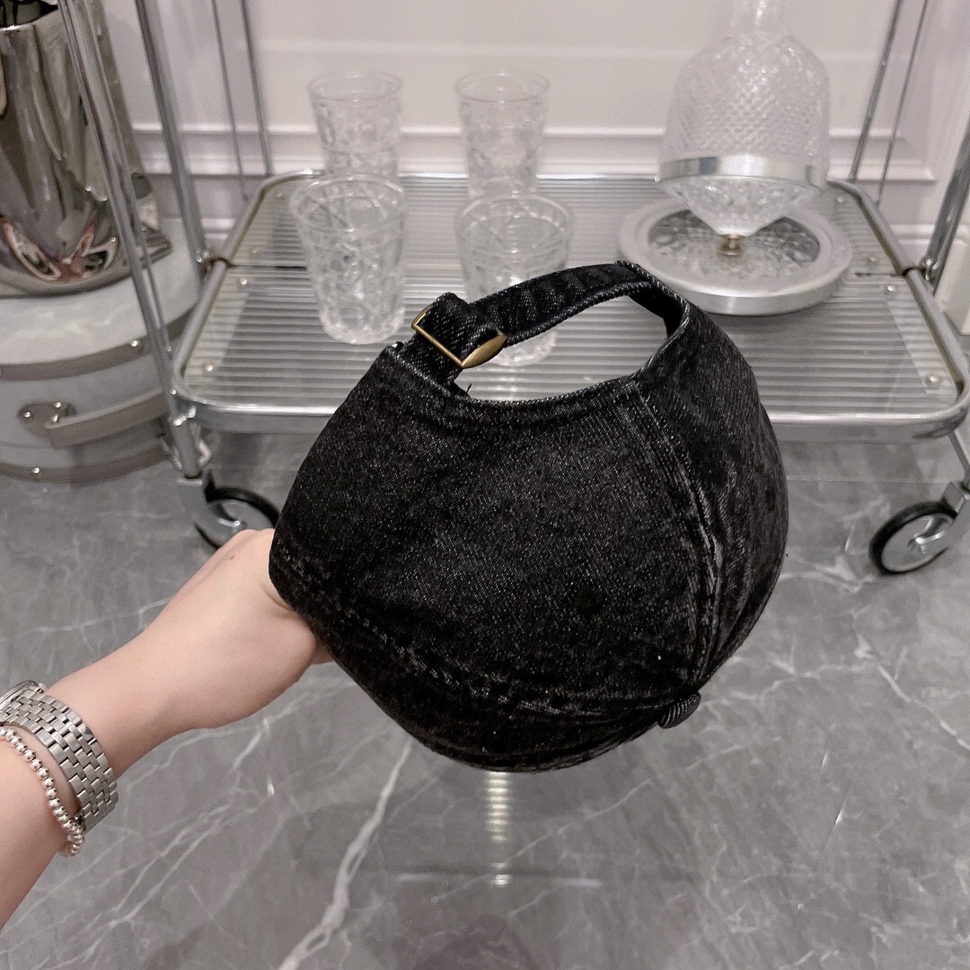 Top Hat