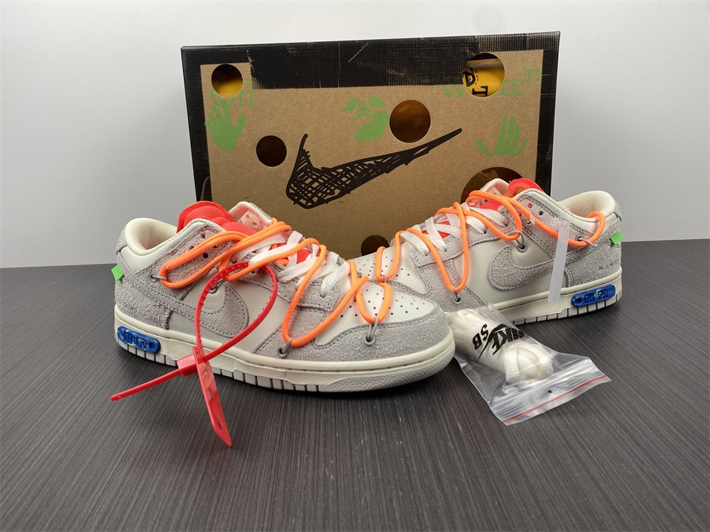from O*ff-W*hite x Nike Dunk Low