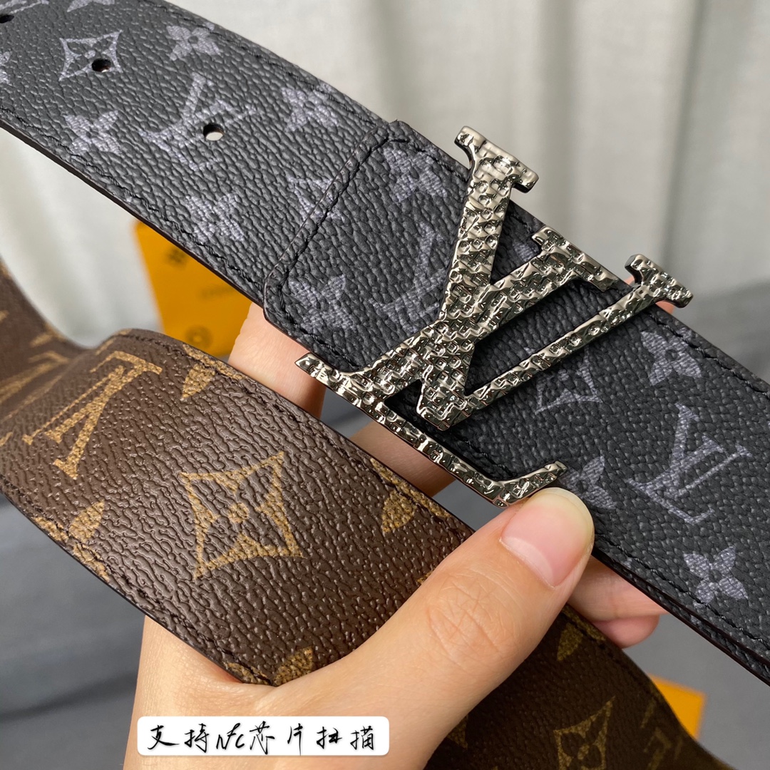 L*ouis V*uitton Belts Top Version