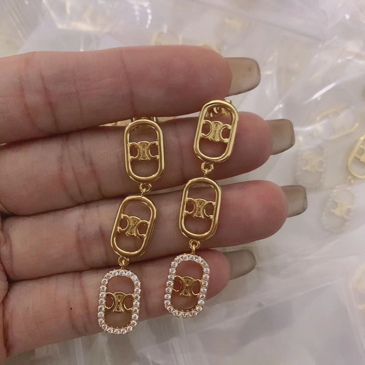 Earrings008