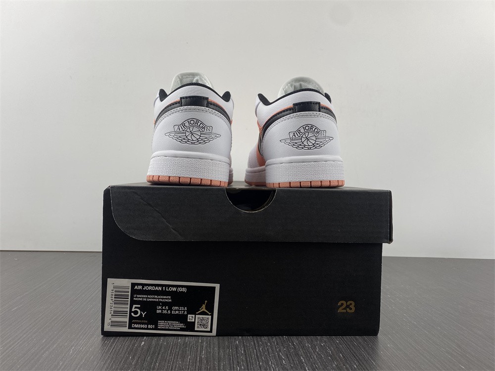 Air Jordan 1 Low