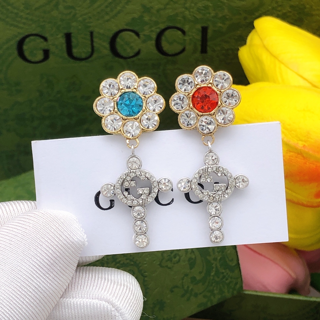 Earrings001