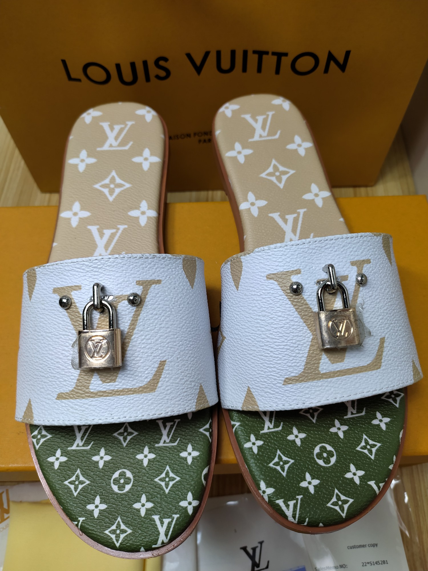 Women L*ouis V*uitton Top Slippers
