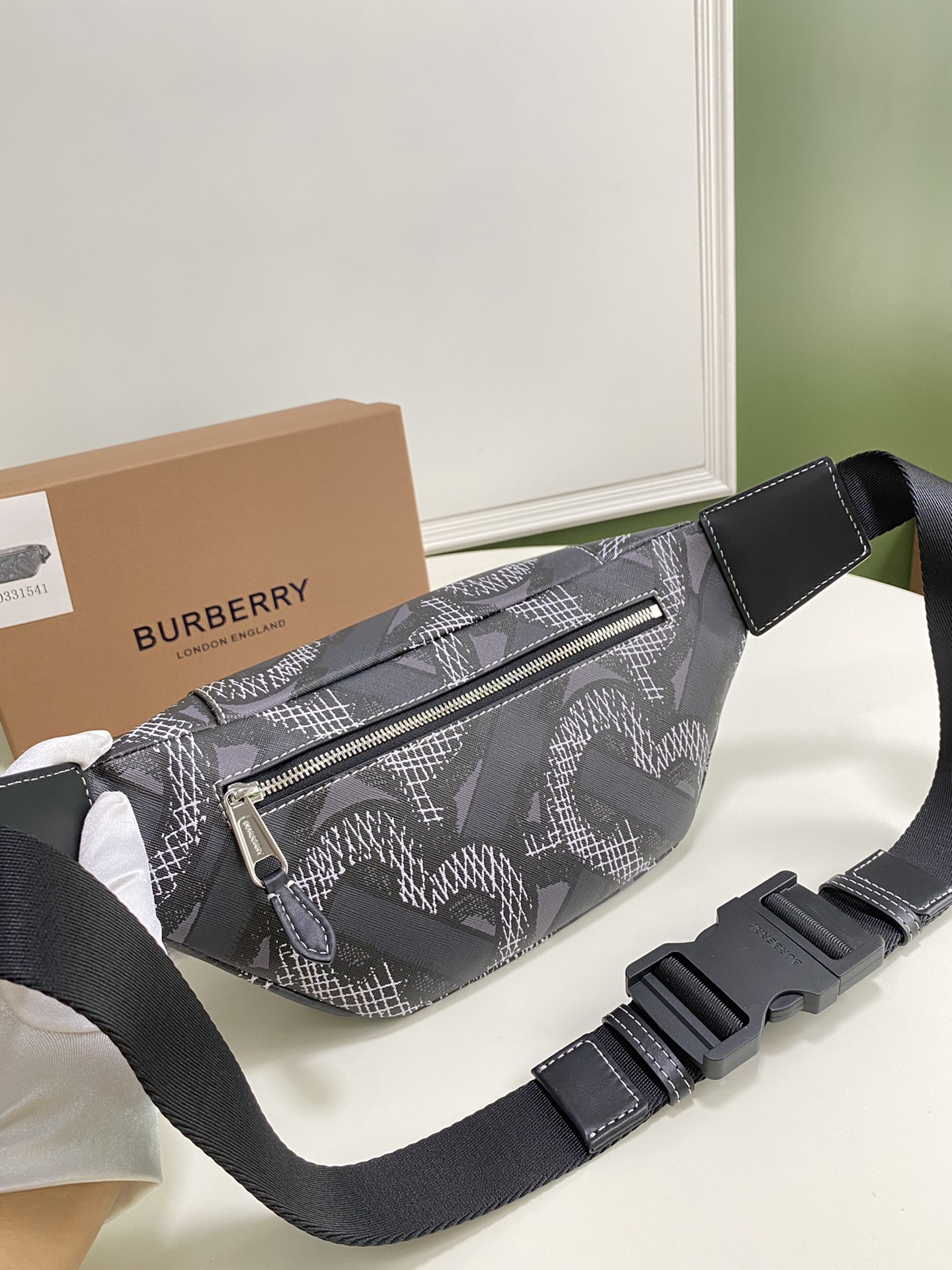 B*urberry Bag Top Quality 31*7.5*16cm