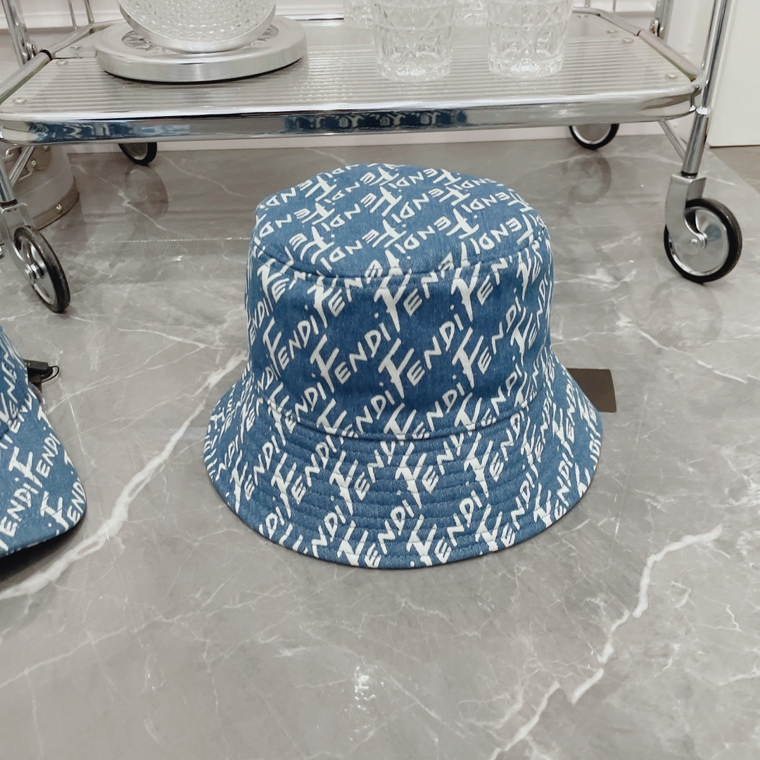 Top Hat