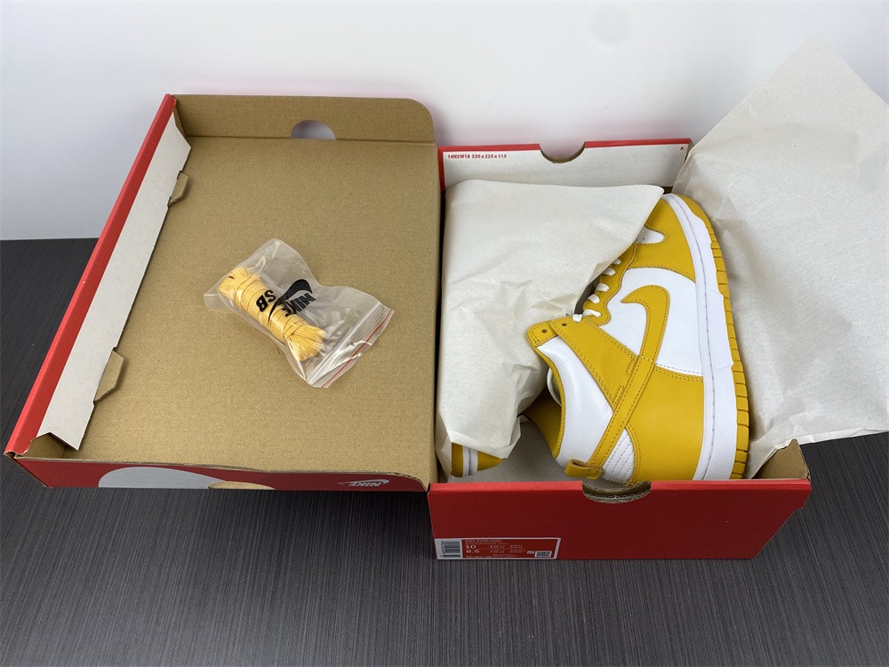 from Nike SB Dunk High Dark Sulfu DD1869-106