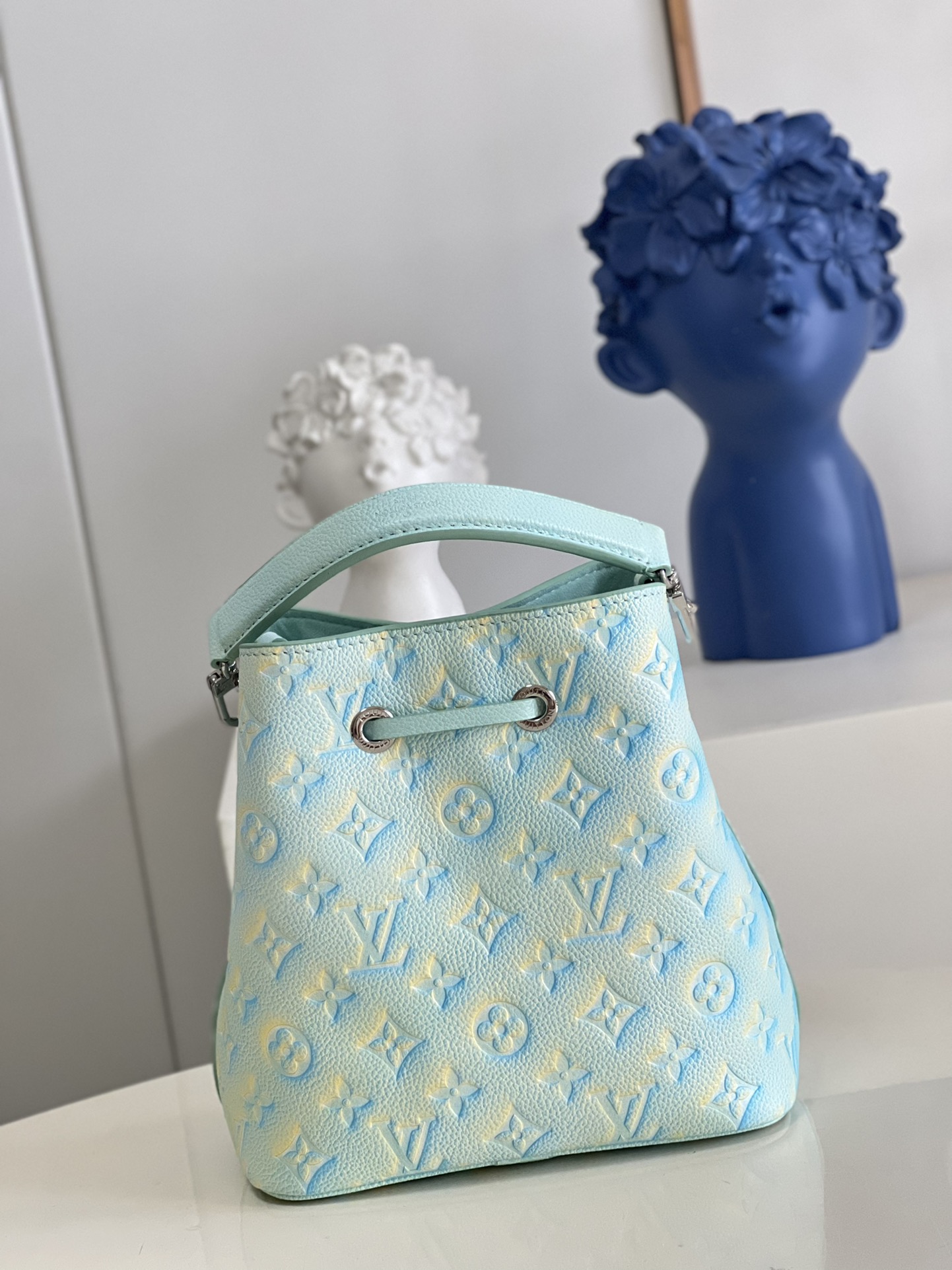 L*ouis V*uitton Top Bag 20*20*13cm