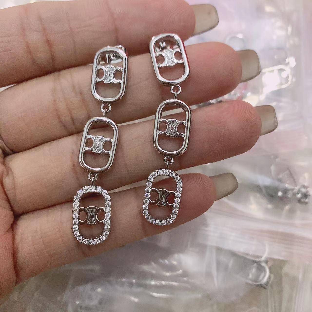 Earrings008