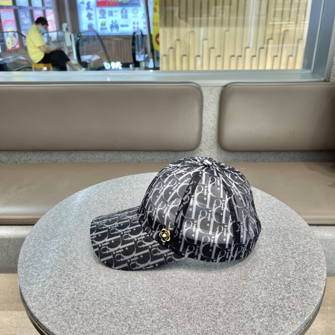 Top Hat