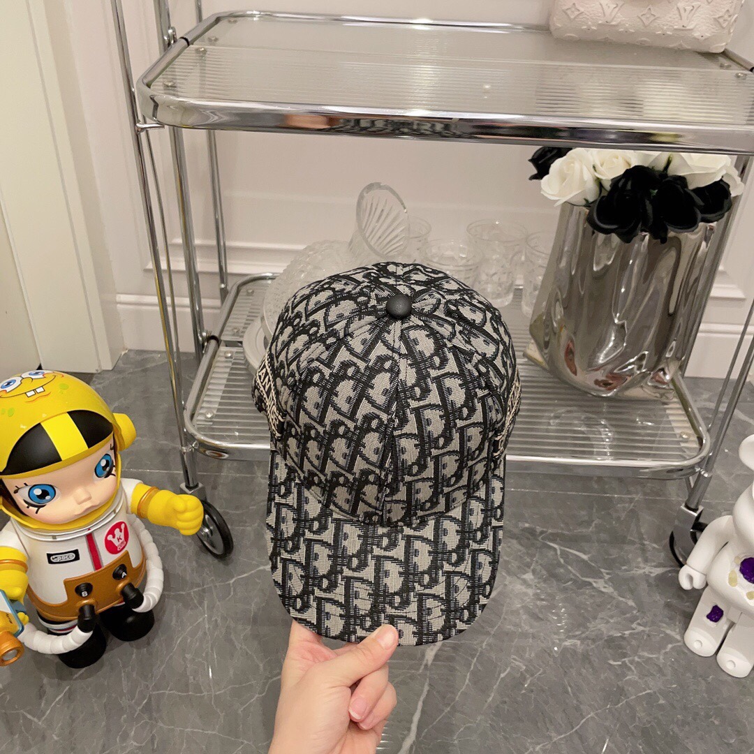 Top Hat