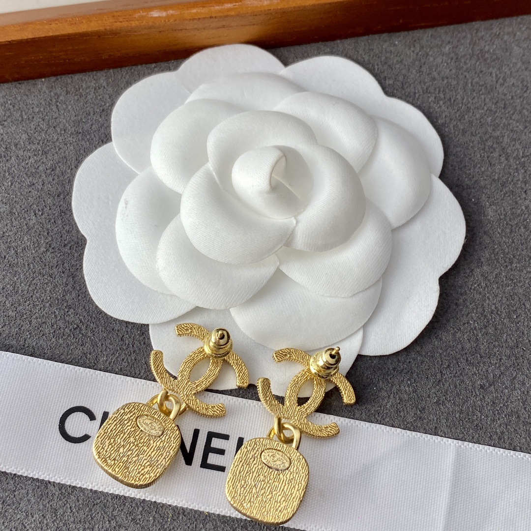 Earrings004