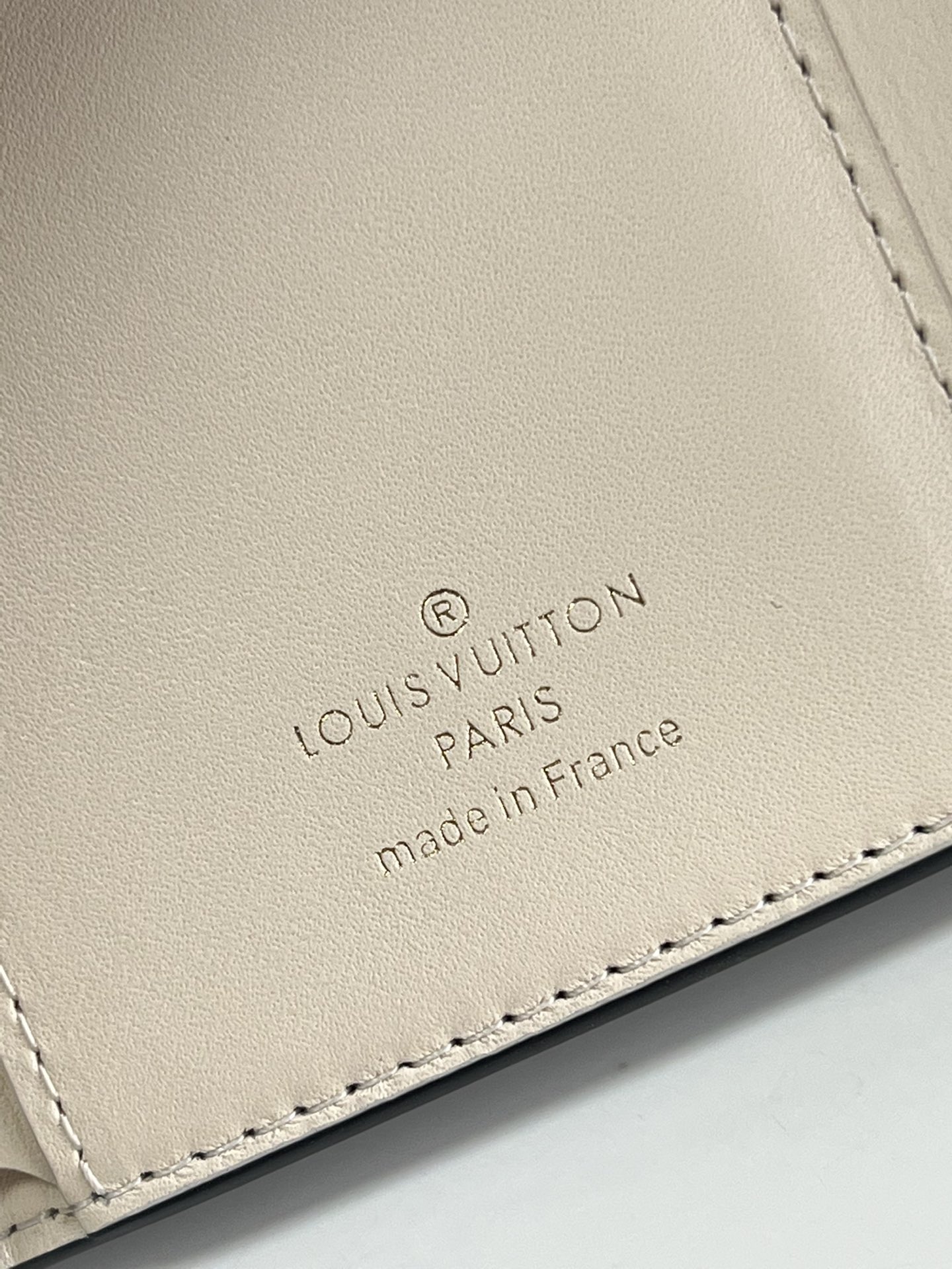 L*ouis V*uitton Bag Top Quality 12*9*2.5CM