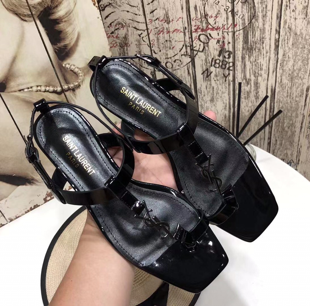 Women Y*SL Top Pumps