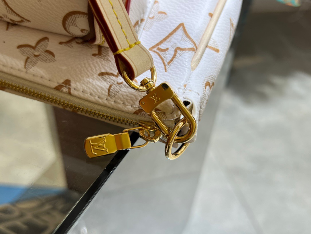 Lady L*ouis V*uitton buci handbag Top Quality27*14*6cm