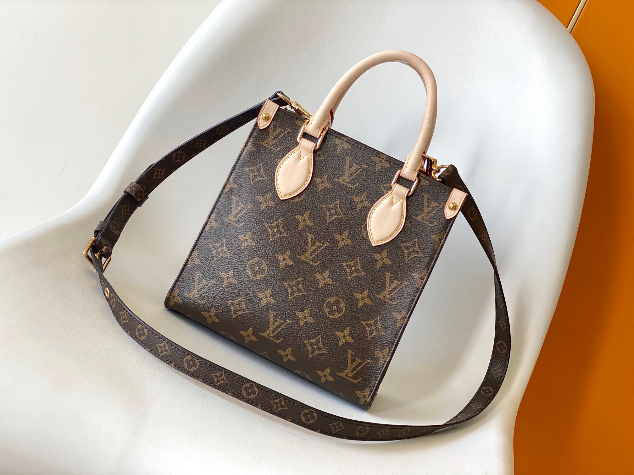 Lady L*ouis V*uitton handbag Top Quality 21.5*22*9cm