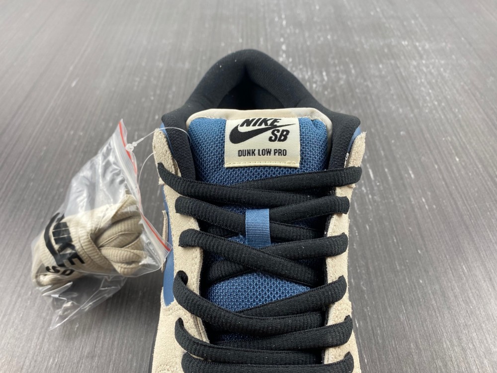 from Nike SB Dunk Low BQ6817-200