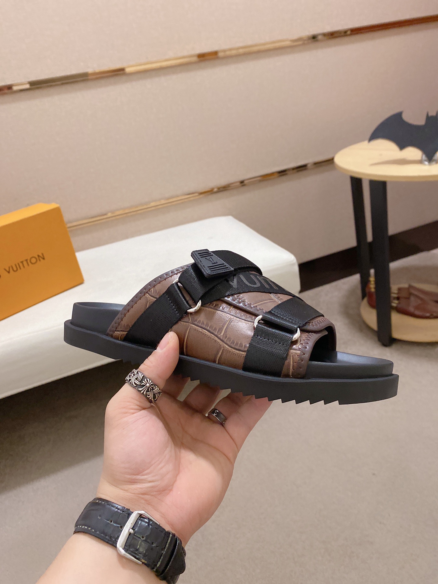 Men L*ouis V*uitton Top Slippers