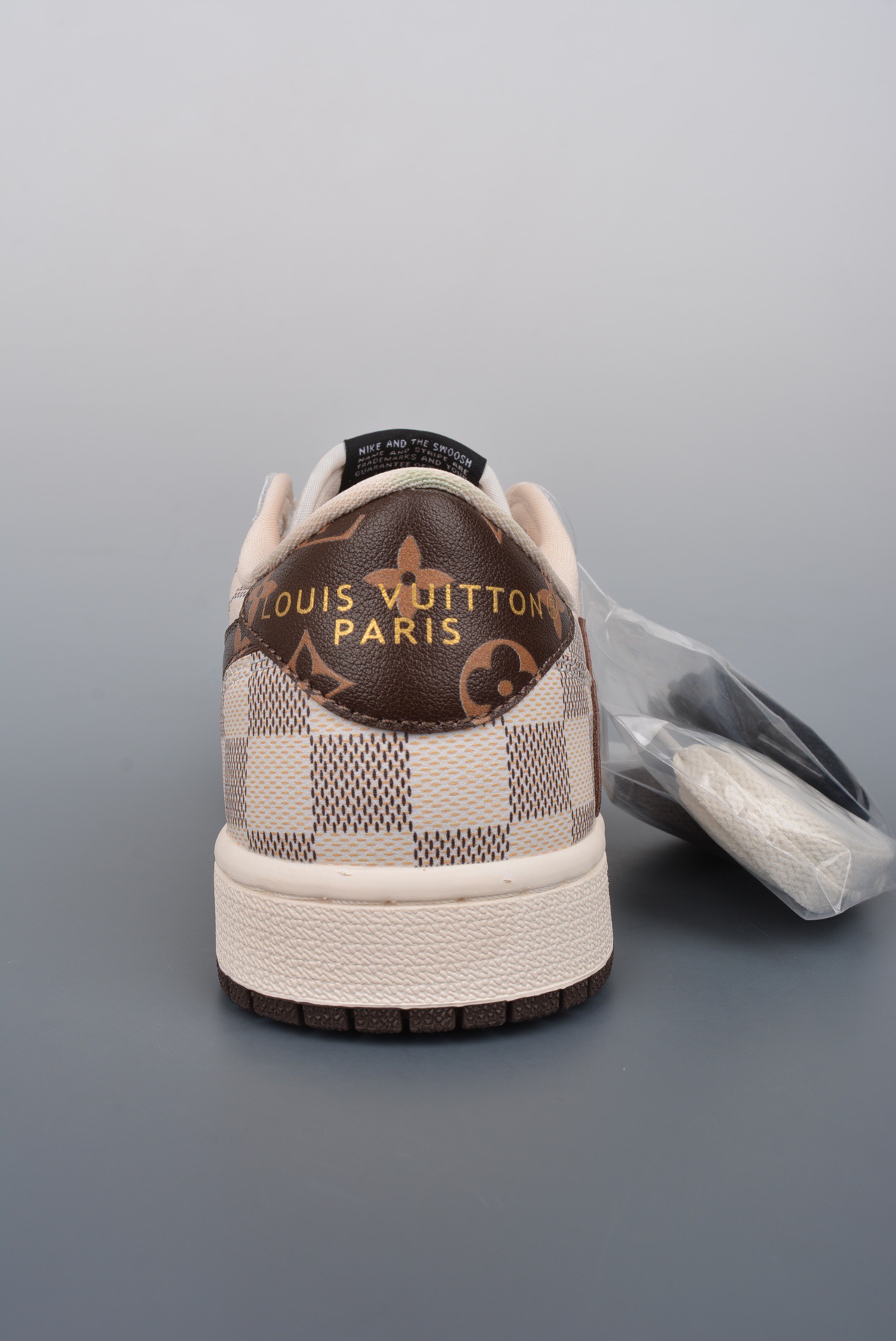Air Jordan 1 * L*V *Travis Scott Top Sneakers