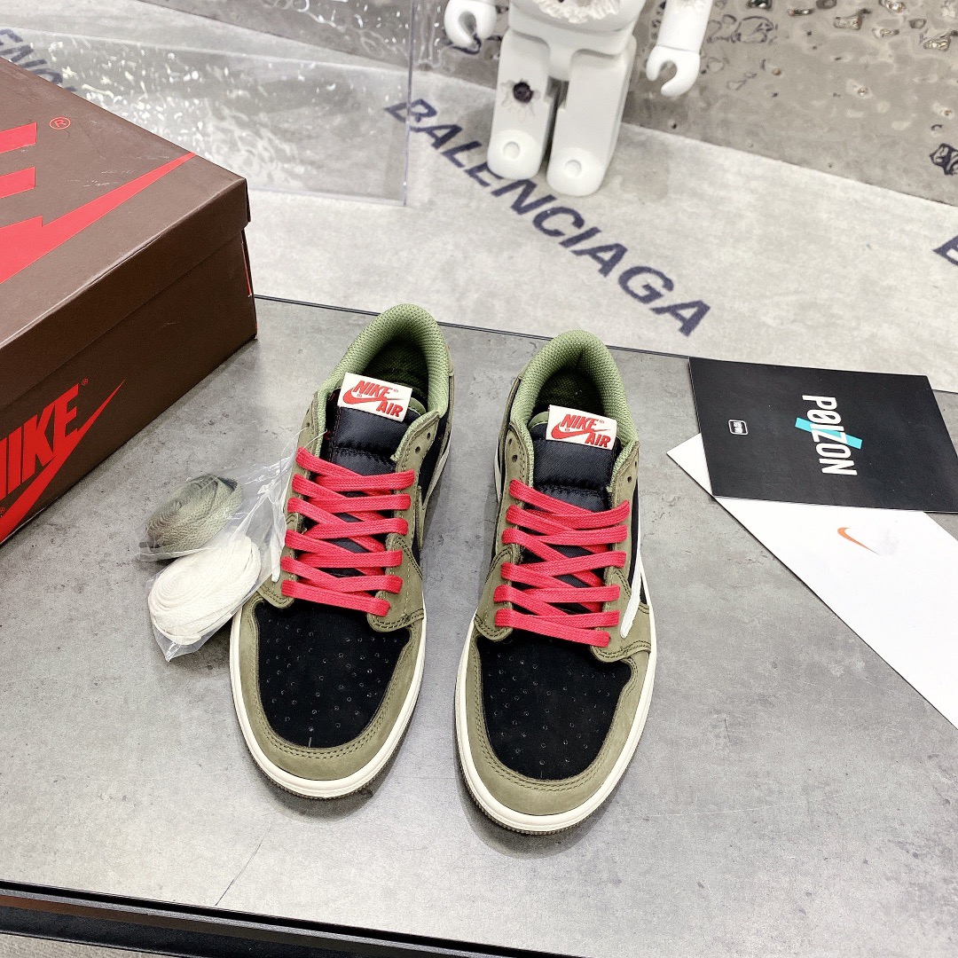 Travis Scott x Air Jordan 1 Low Reverse Mocha