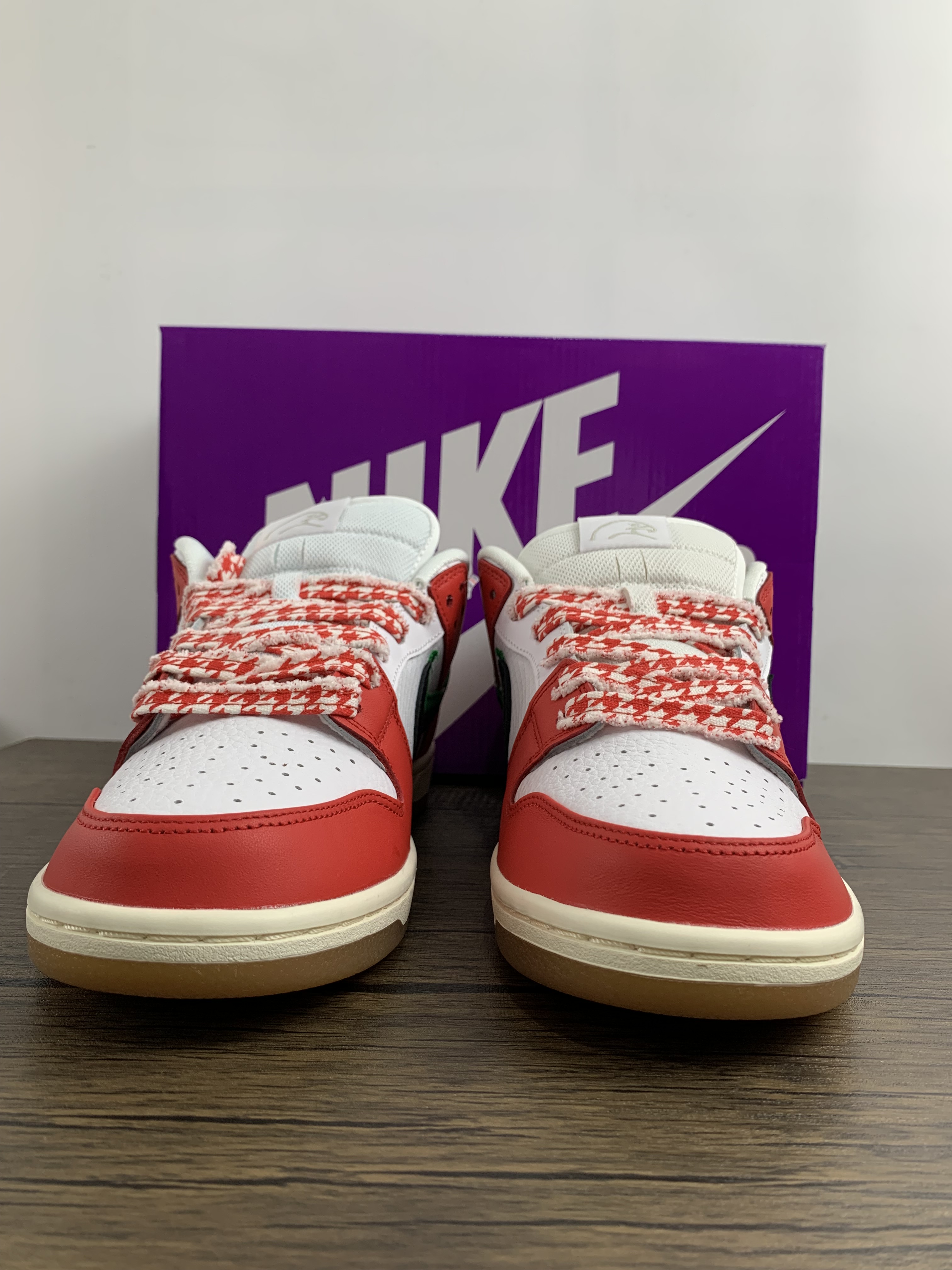 from Nike SB Dunk Low +f*rame skate