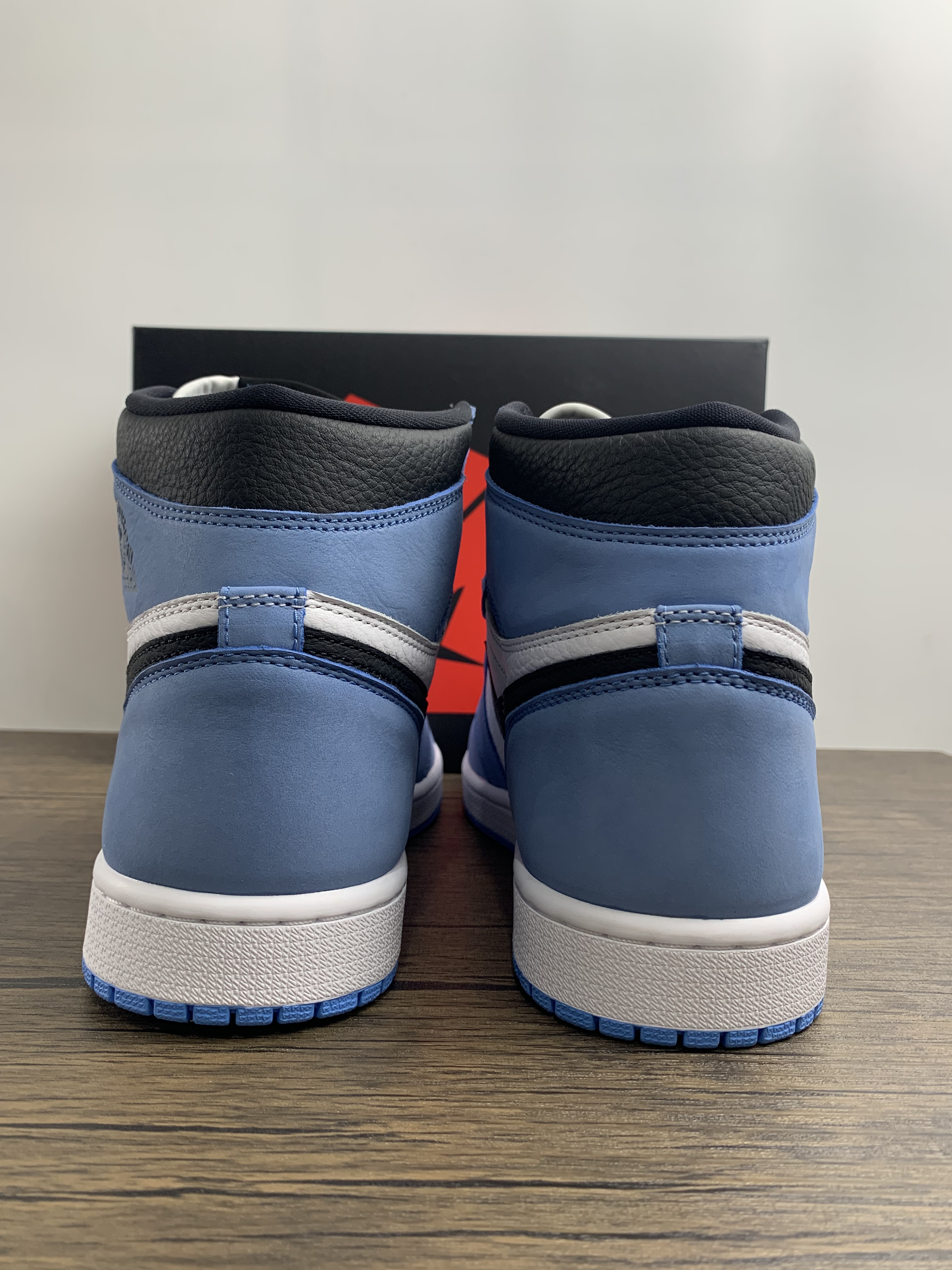 Air Jordan 1