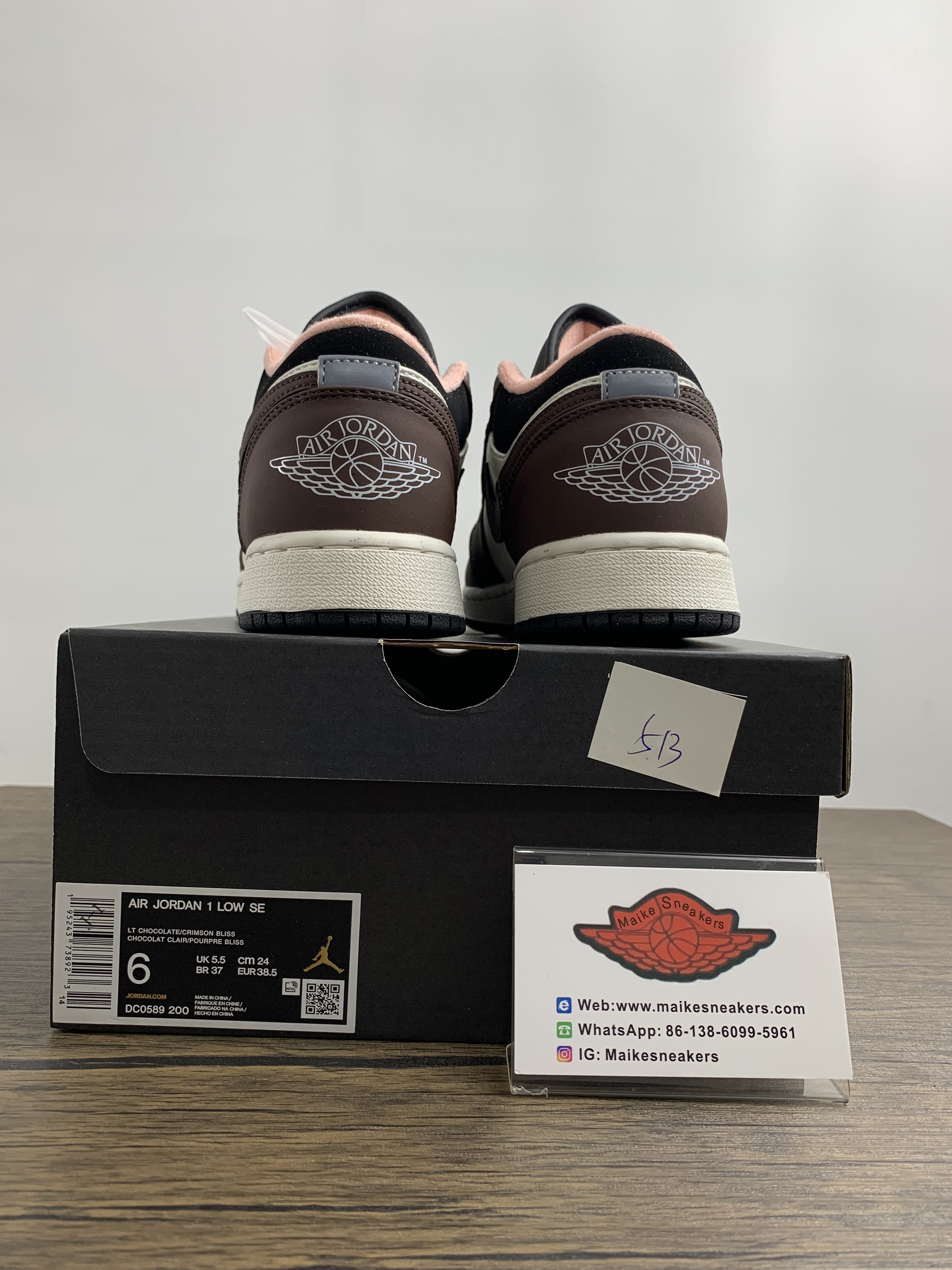 Air Jordan 1 Low