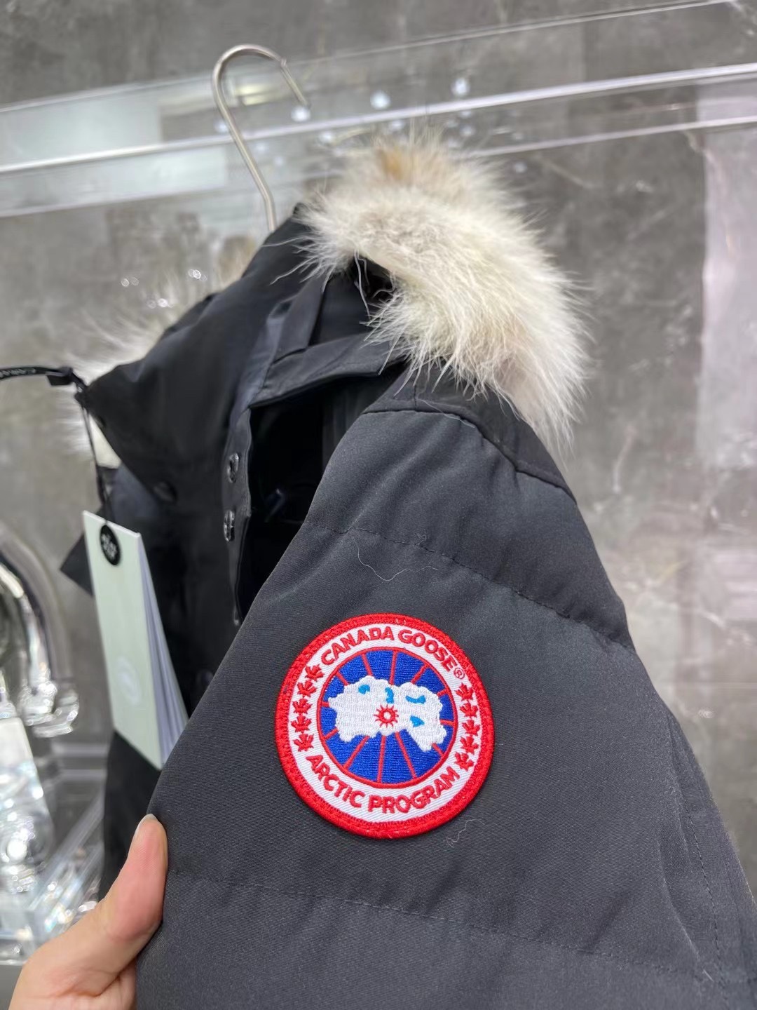 Men Women Down jacket Maikesneakers