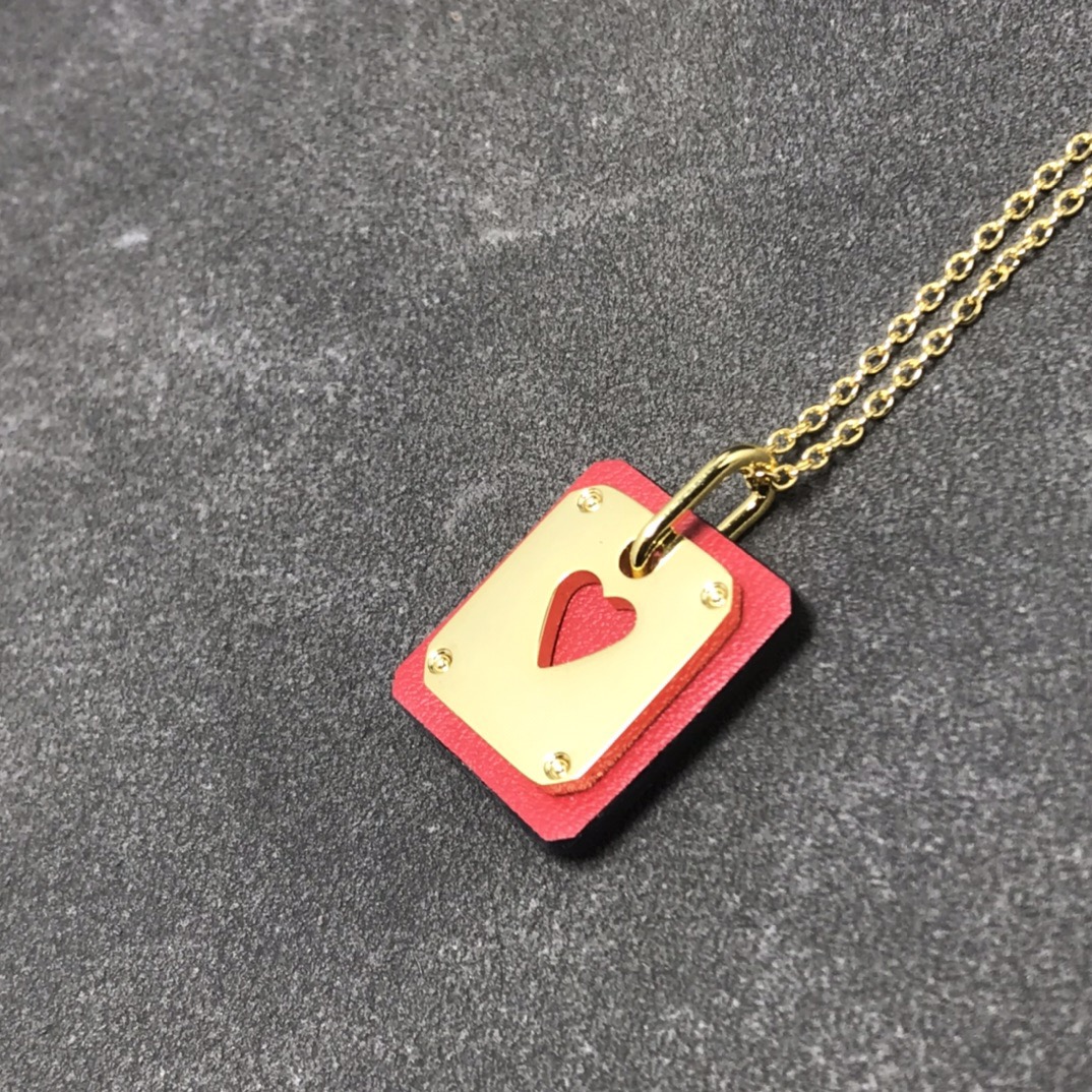 Necklace H*ermes
