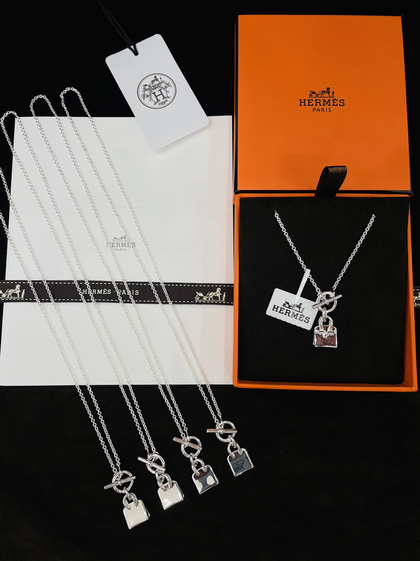 Necklace H*ermes