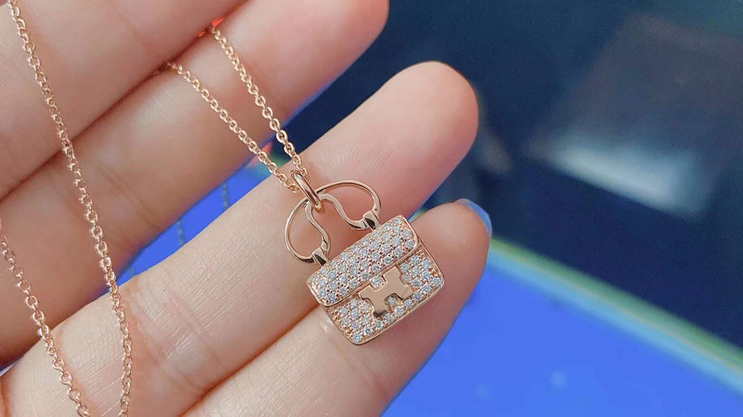Necklace H*ermes
