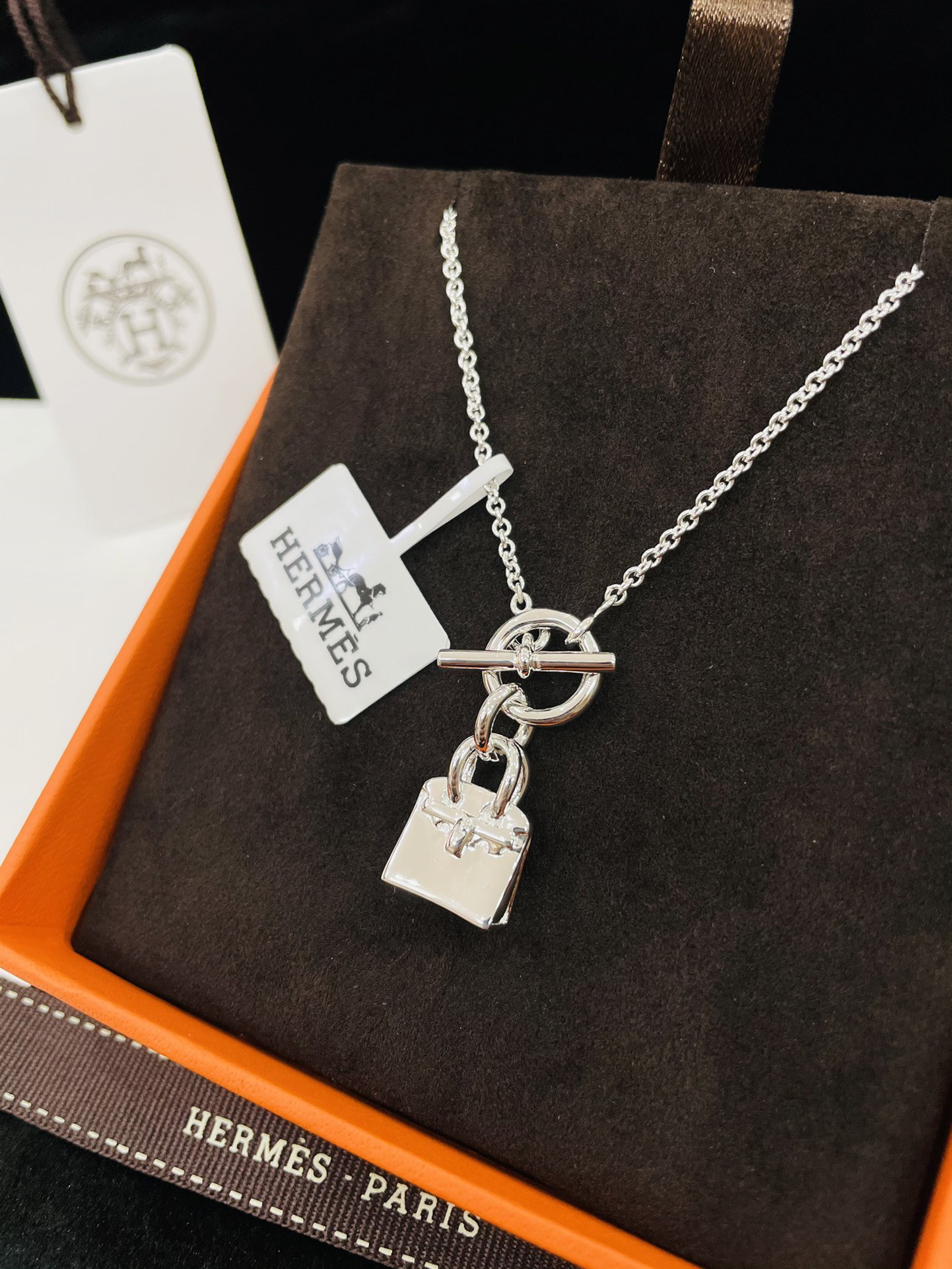 Necklace H*ermes