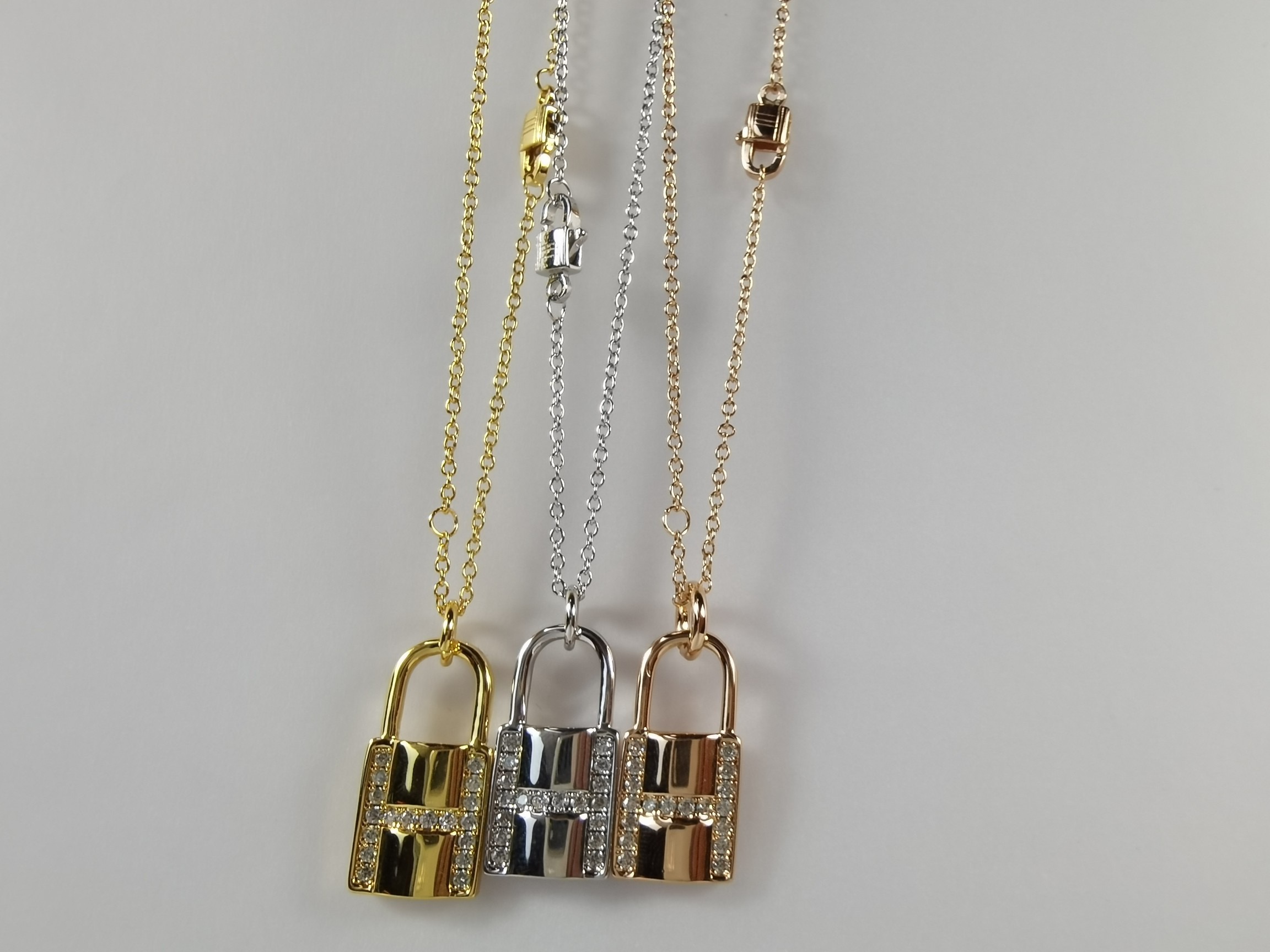 Necklace H*ermes