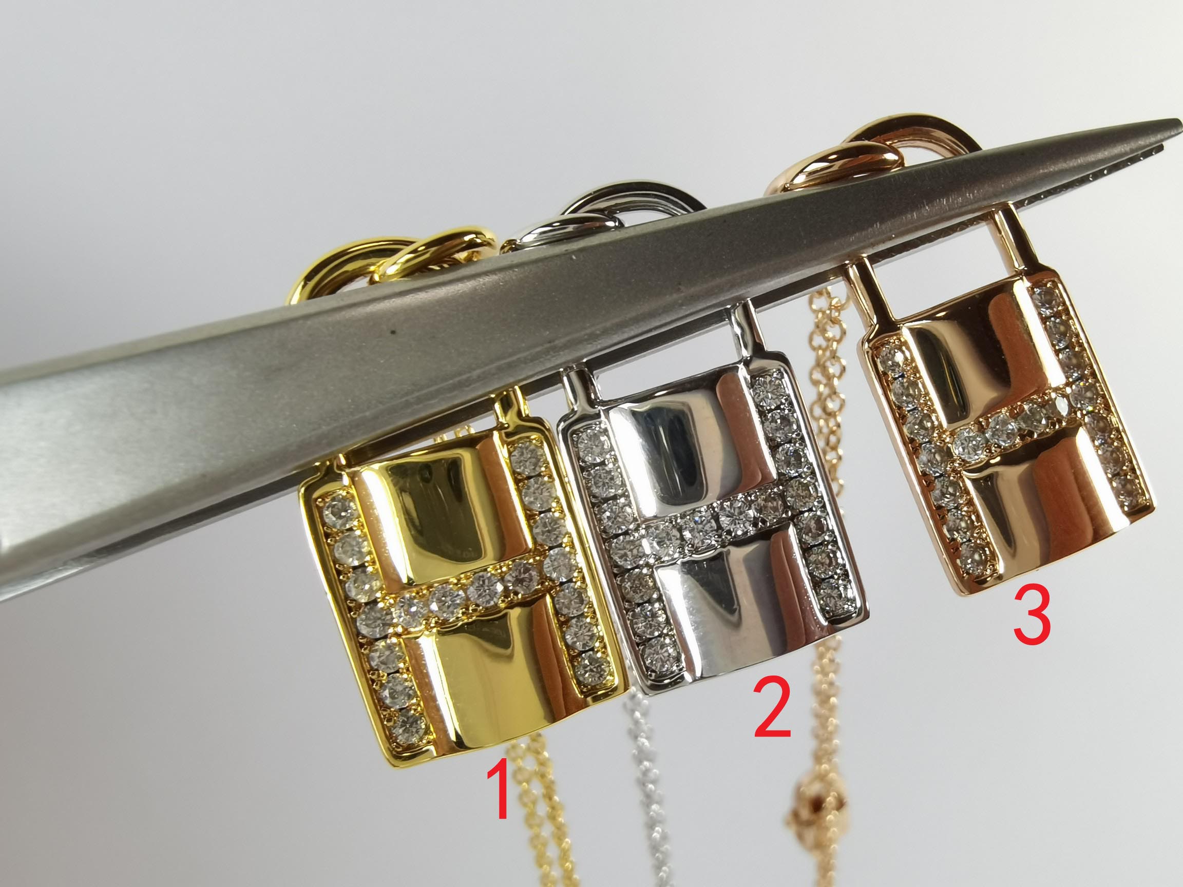 Necklace H*ermes