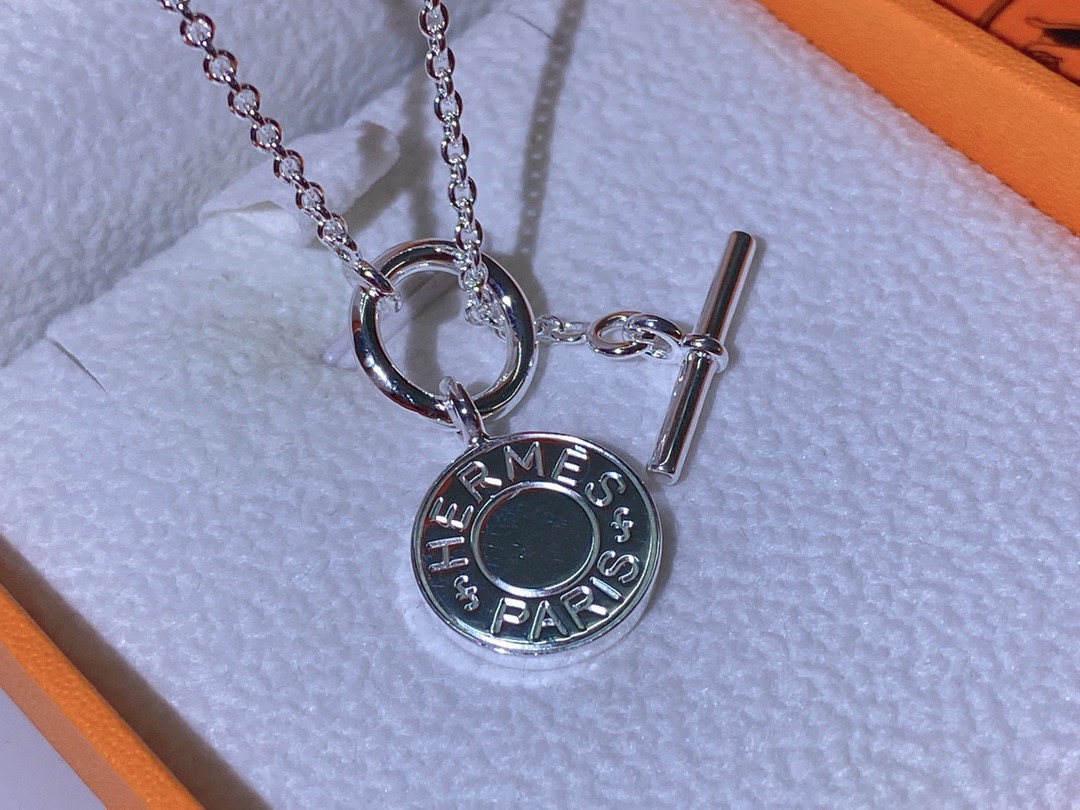 Necklace H*ermes