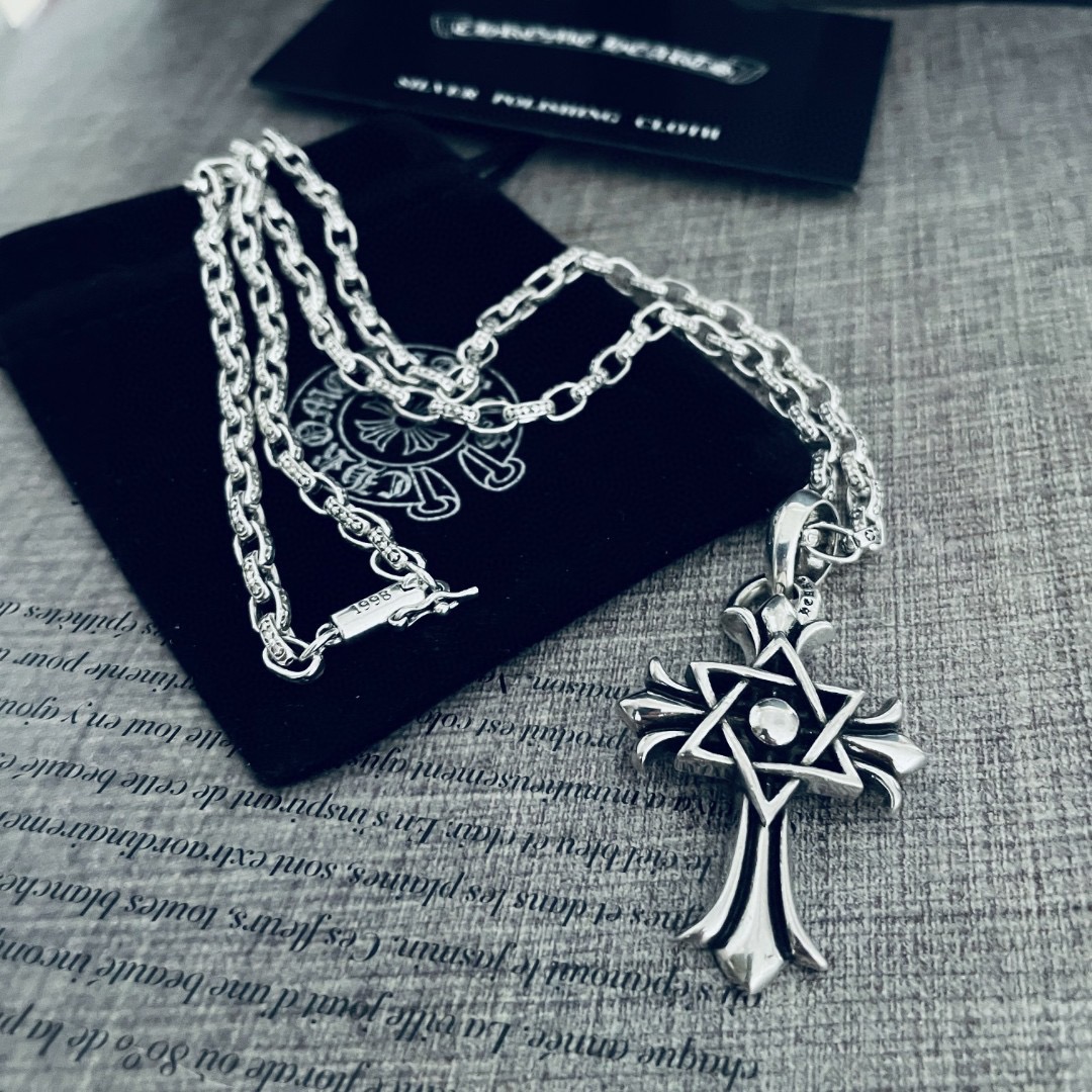 Necklace C*hrome H*earts