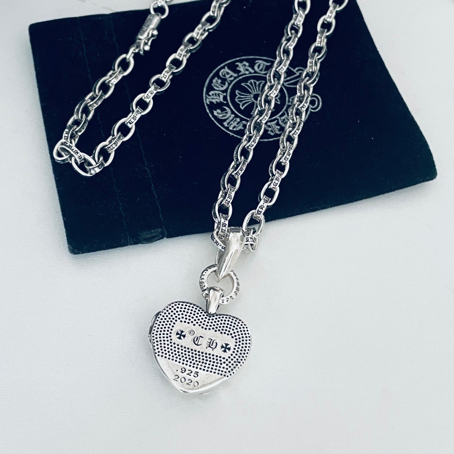 Copy Necklace C*hrome H*earts