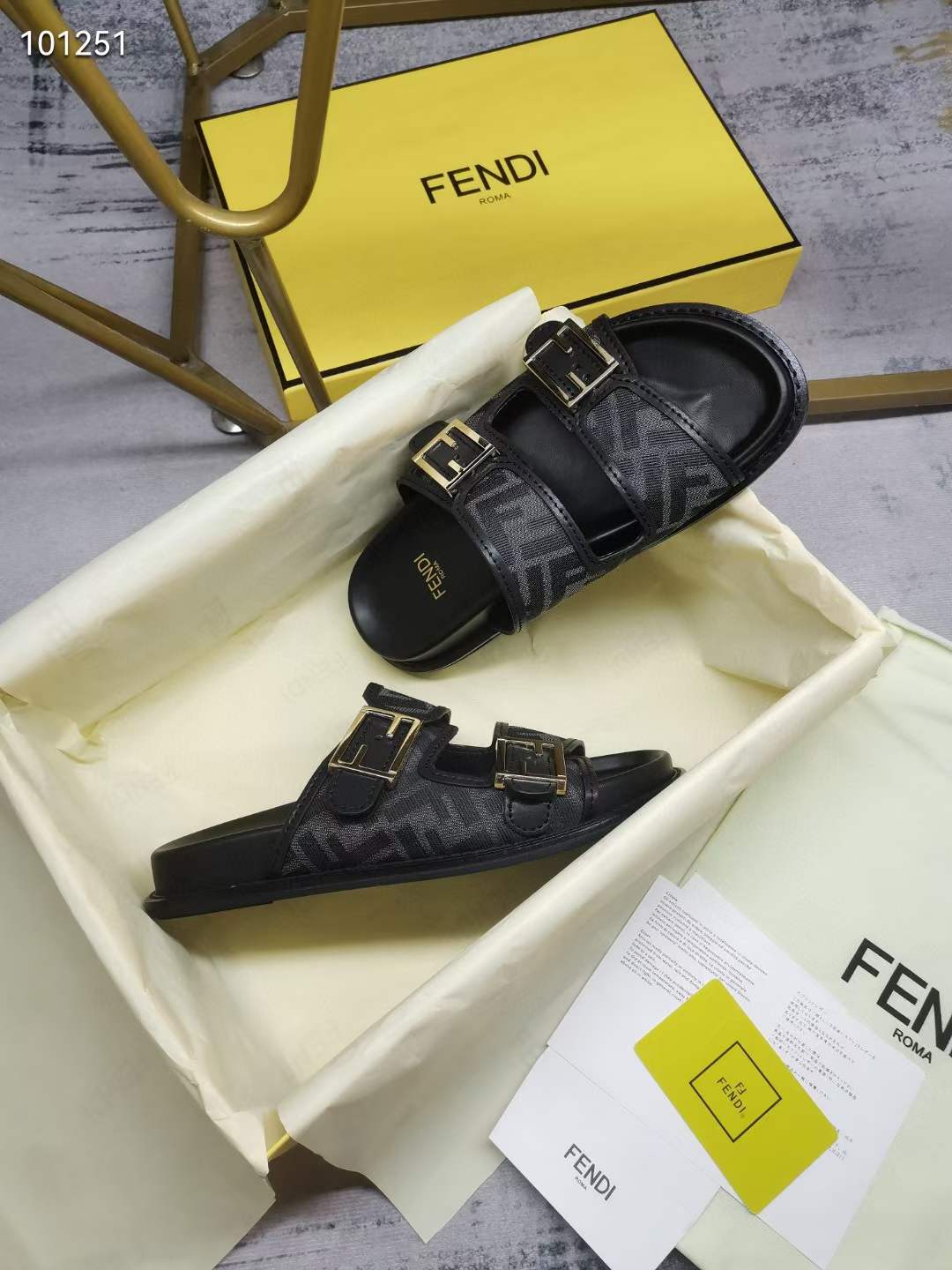 Women Men F*endi Top Sandals （ ）