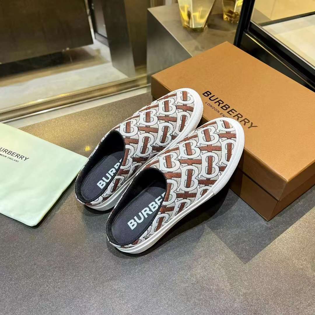 Men Women B*rberry Sneaker ()