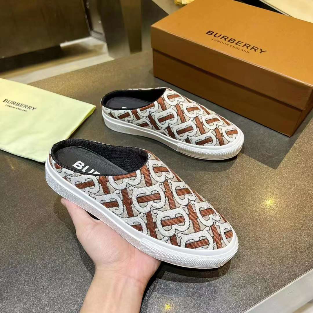 Men Women B*rberry Sneaker ()