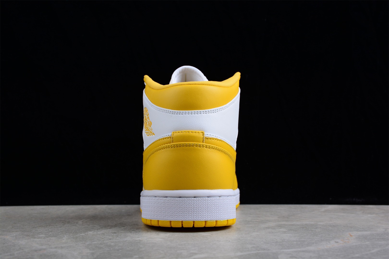 Nike Air Jordan 1 High AJ1