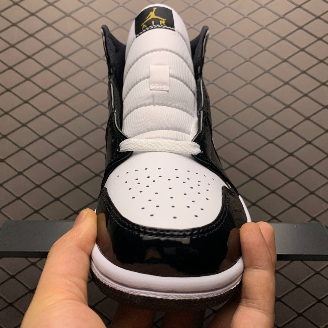 Nike Air Jordan 1 High AJ1