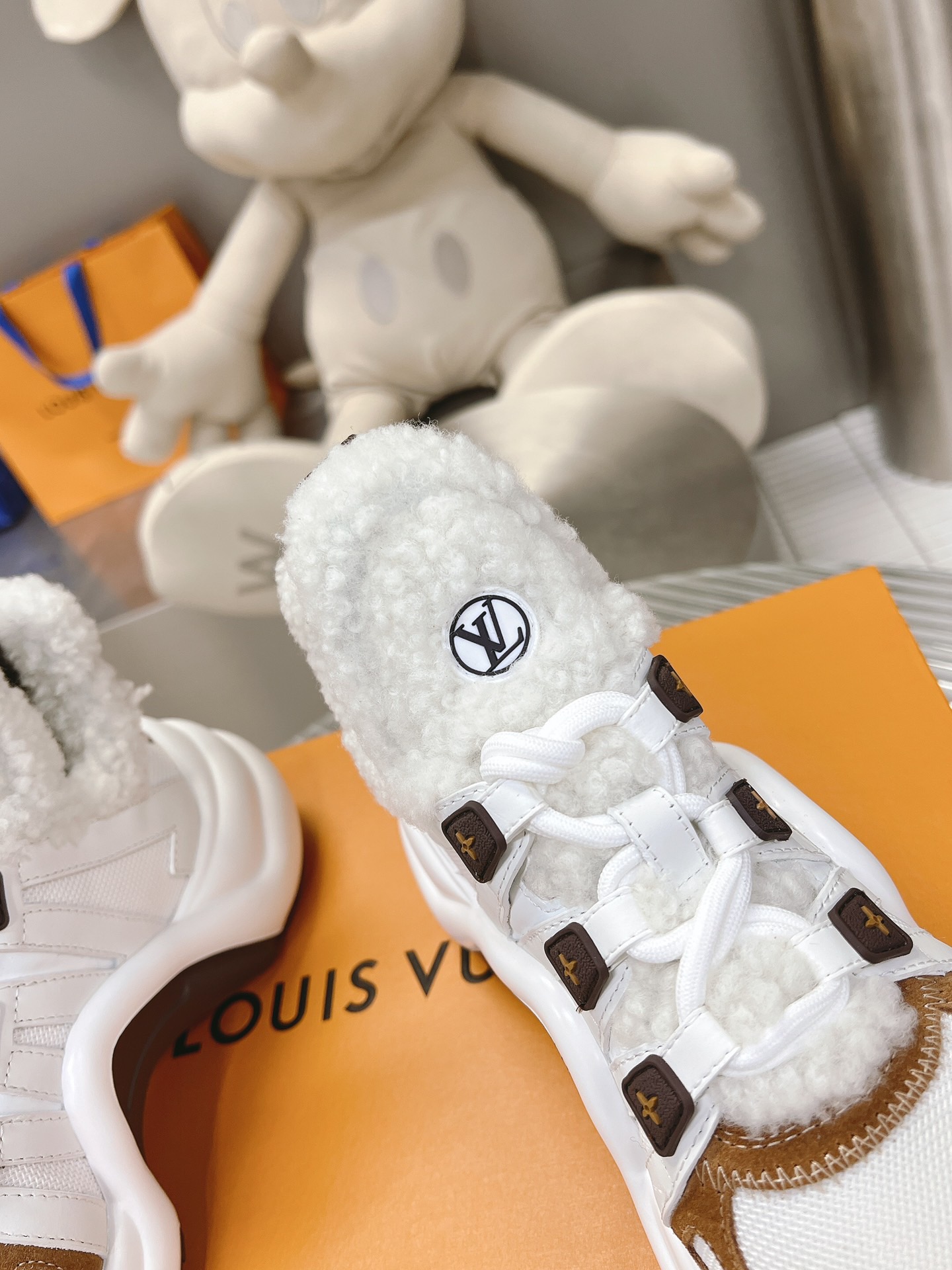 Women L*ouis V*uitton Top Sneaker Maikesneakers