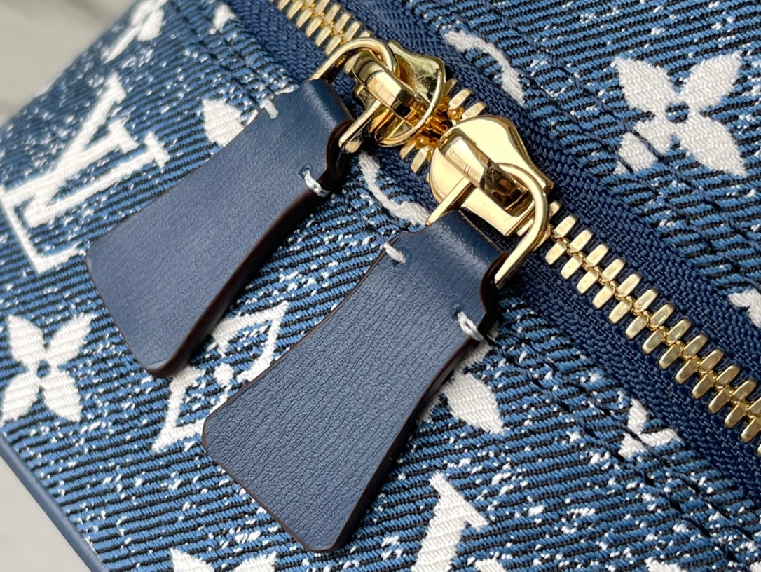 Lady L*ouis V*uitton handbag Top Quality M59611