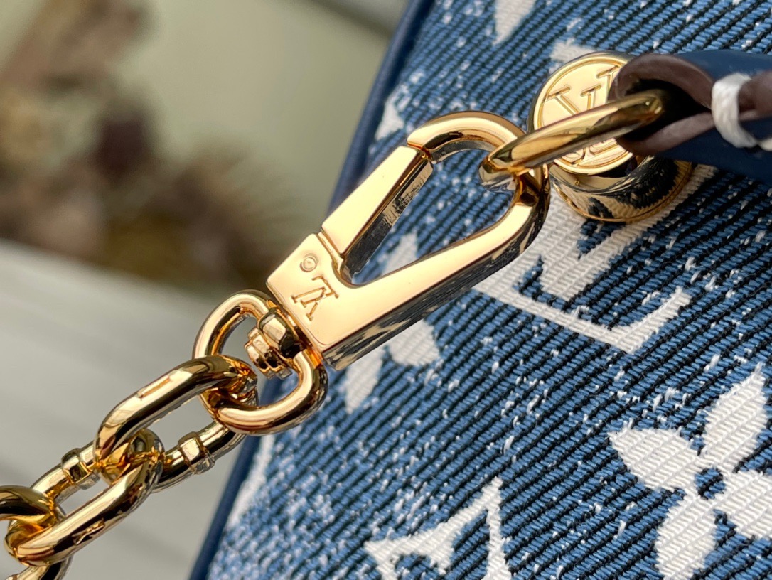 Lady L*ouis V*uitton handbag Top Quality M59611